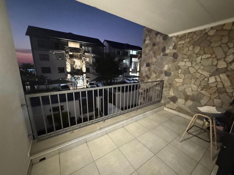 To Let 2 Bedroom Property for Rent in Crowthorne AH Gauteng