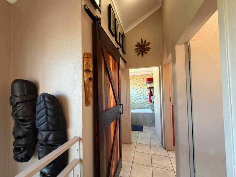 2 Bedroom Property for Sale in Dorandia Gauteng