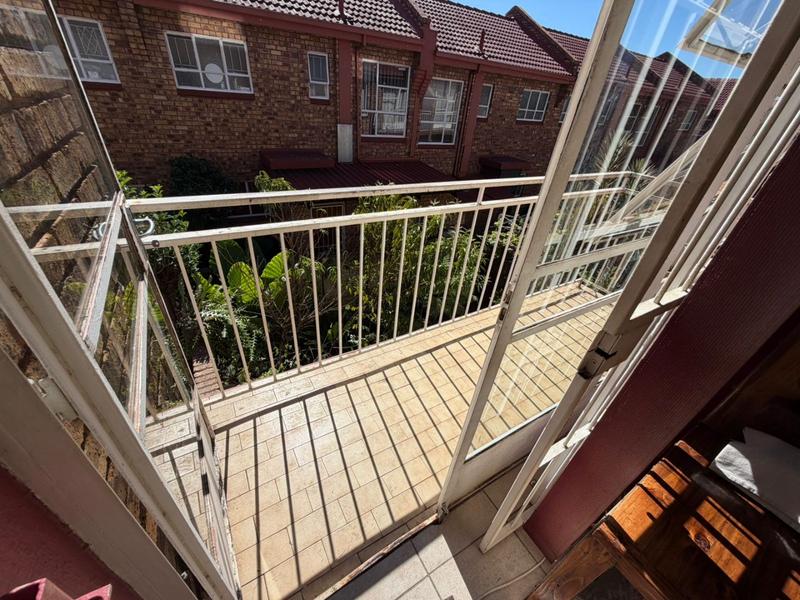 2 Bedroom Property for Sale in Dorandia Gauteng