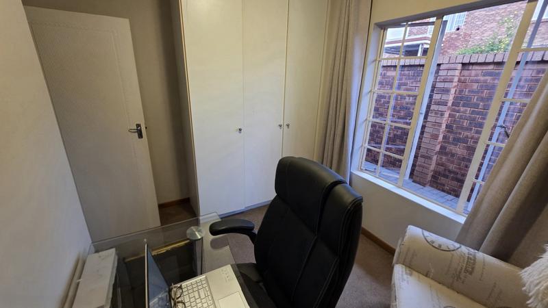 3 Bedroom Property for Sale in Magalieskruin Gauteng