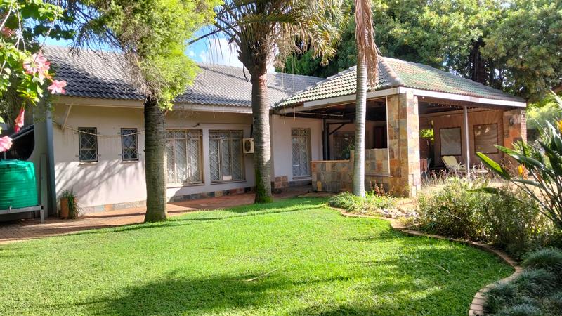 4 Bedroom Property for Sale in Tileba Gauteng