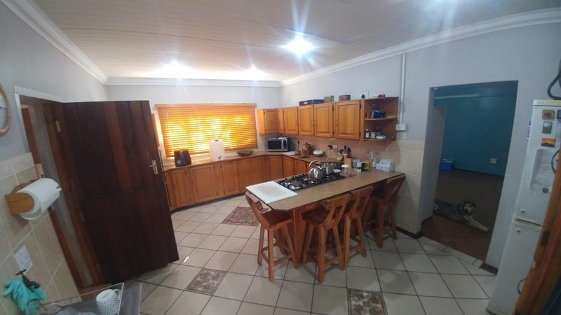 4 Bedroom Property for Sale in Tileba Gauteng