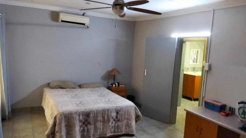 4 Bedroom Property for Sale in Tileba Gauteng