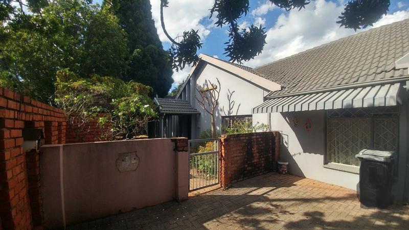 4 Bedroom Property for Sale in Tileba Gauteng
