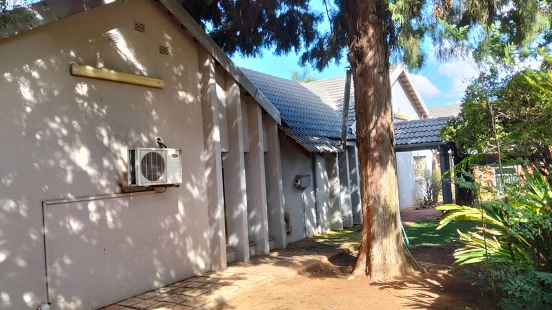 4 Bedroom Property for Sale in Tileba Gauteng