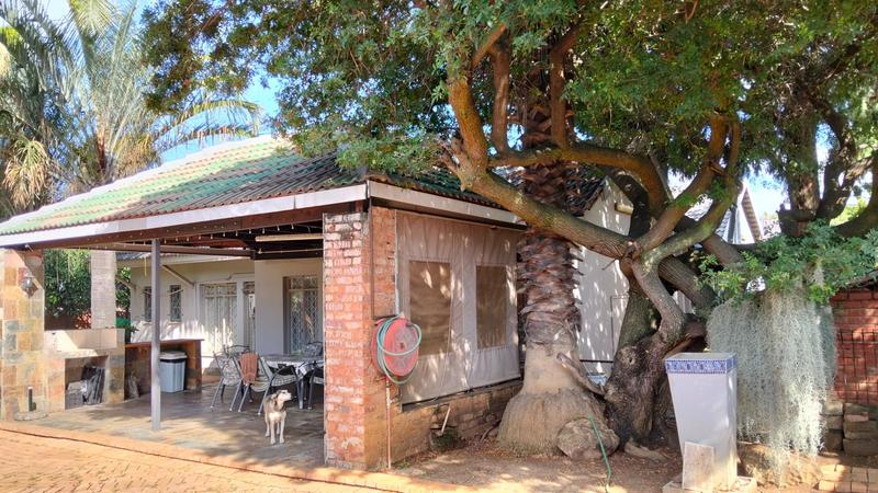 4 Bedroom Property for Sale in Tileba Gauteng
