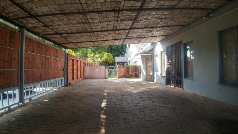 4 Bedroom Property for Sale in Tileba Gauteng