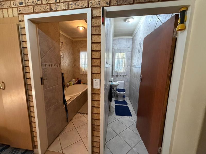 1 Bedroom Property for Sale in Wonderboom Gauteng