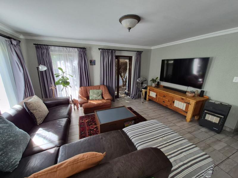 4 Bedroom Property for Sale in Bougainvillea Estate Gauteng