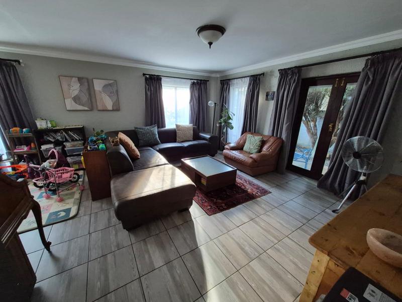 4 Bedroom Property for Sale in Bougainvillea Estate Gauteng