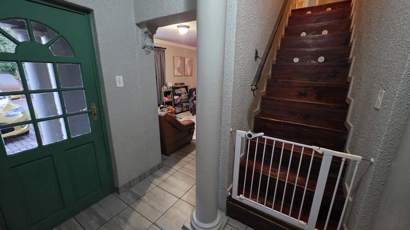 4 Bedroom Property for Sale in Bougainvillea Estate Gauteng