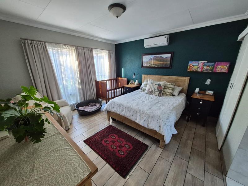 4 Bedroom Property for Sale in Bougainvillea Estate Gauteng