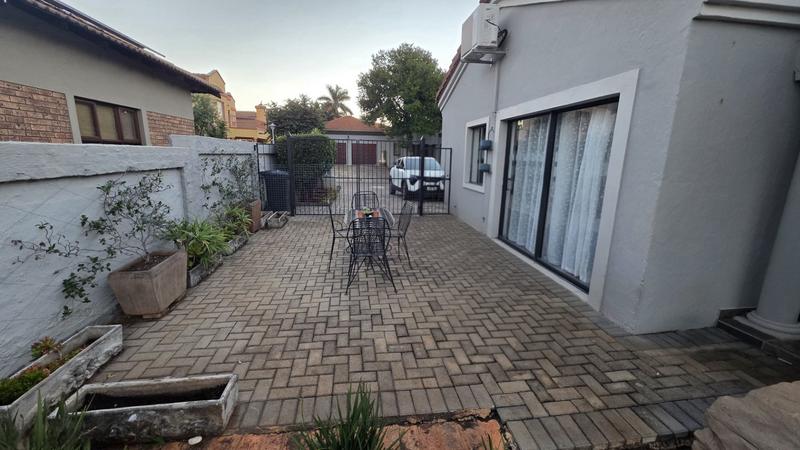 4 Bedroom Property for Sale in Bougainvillea Estate Gauteng