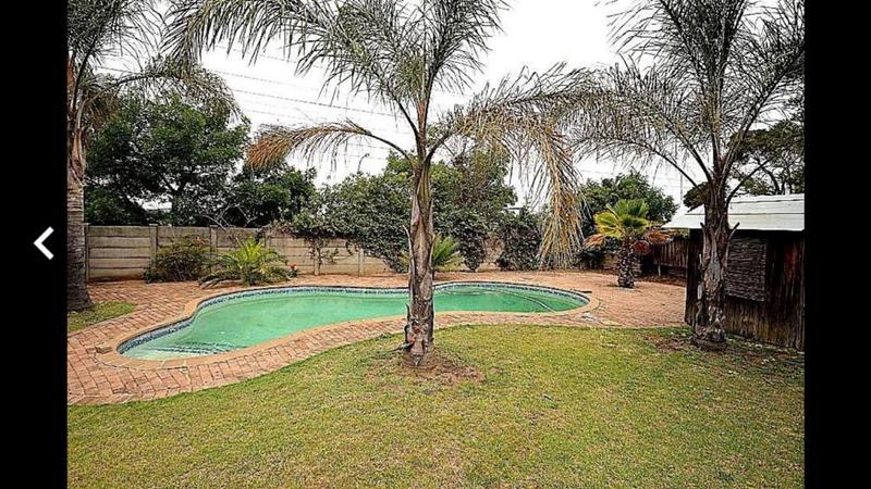 1 Bedroom Property for Sale in Birchleigh Gauteng