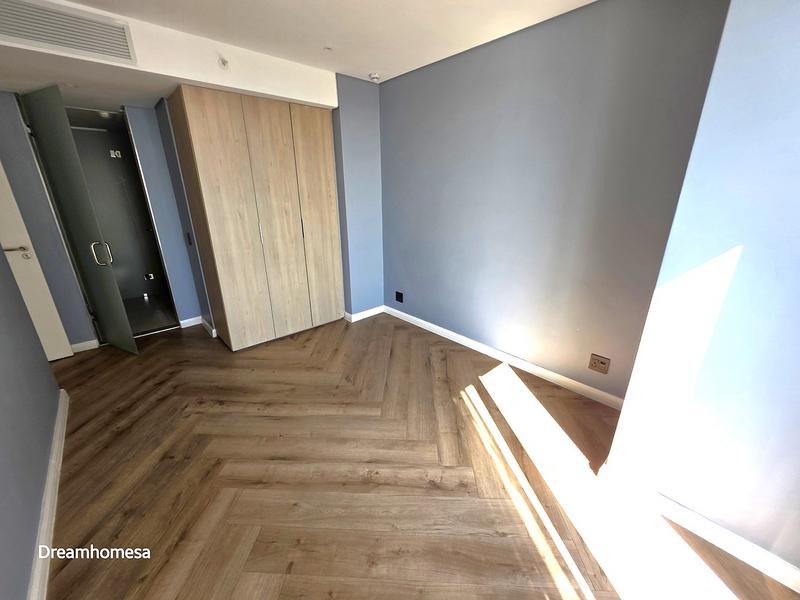 To Let 2 Bedroom Property for Rent in Benmore Gardens Gauteng
