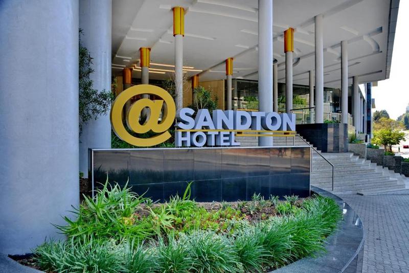 To Let 1 Bedroom Property for Rent in Benmore Gardens Gauteng