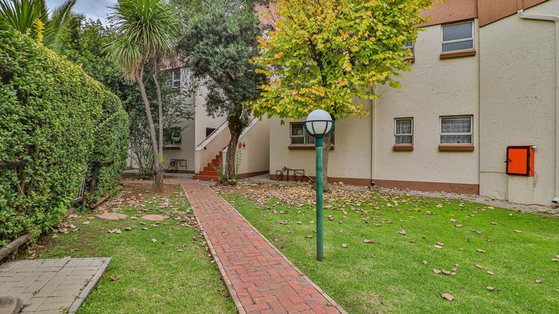 2 Bedroom Property for Sale in Bedford Gardens Gauteng