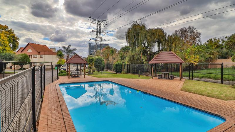 2 Bedroom Property for Sale in Bedford Gardens Gauteng