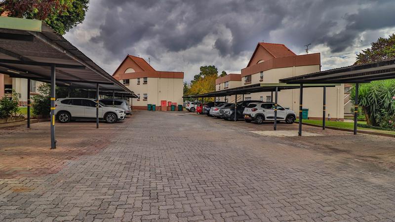 2 Bedroom Property for Sale in Bedford Gardens Gauteng