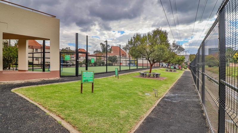 2 Bedroom Property for Sale in Bedford Gardens Gauteng