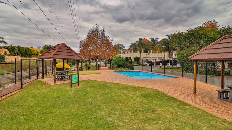 2 Bedroom Property for Sale in Bedford Gardens Gauteng