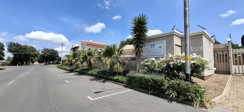3 Bedroom Property for Sale in Wannenburghoogte Gauteng