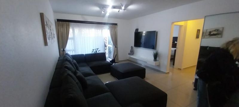 3 Bedroom Property for Sale in Wannenburghoogte Gauteng