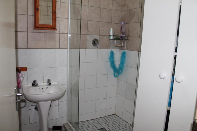 1 Bedroom Property for Sale in South Kensington Gauteng