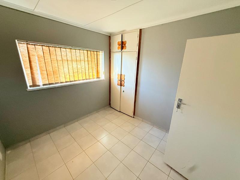4 Bedroom Property for Sale in Vanderbijlpark CE 2 Gauteng