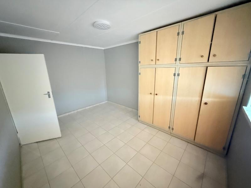 4 Bedroom Property for Sale in Vanderbijlpark CE 2 Gauteng