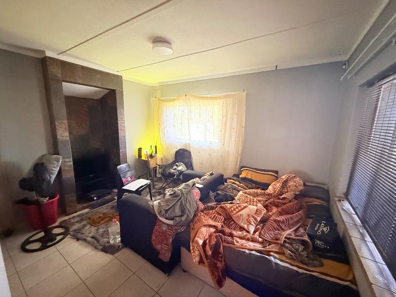 4 Bedroom Property for Sale in Vanderbijlpark CE 2 Gauteng
