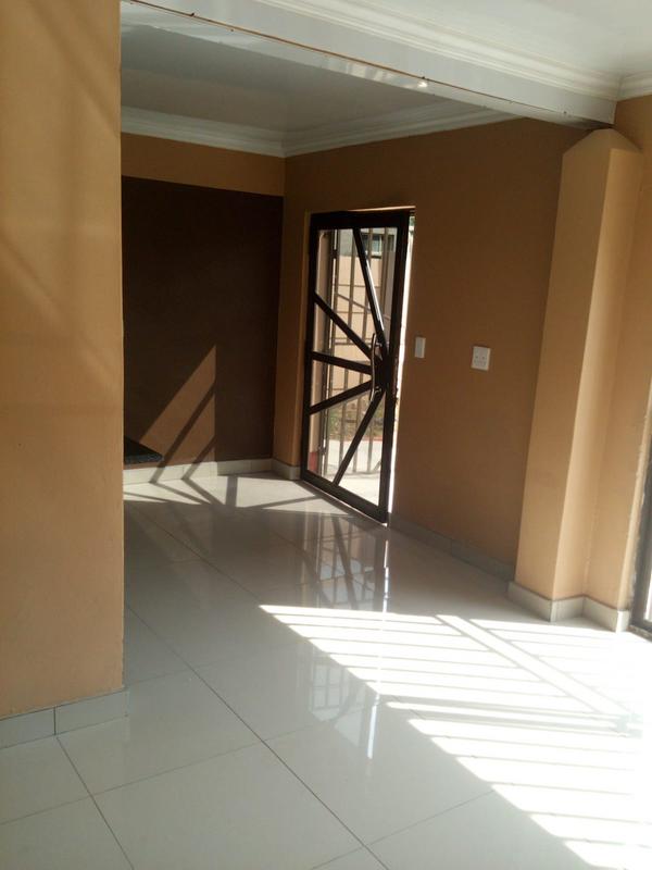 6 Bedroom Property for Sale in Evans Park Gauteng