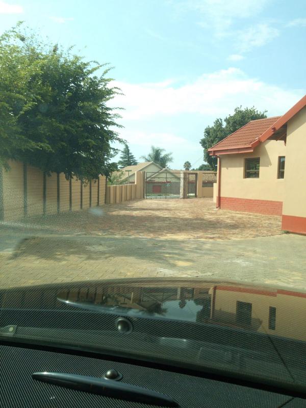 6 Bedroom Property for Sale in Evans Park Gauteng