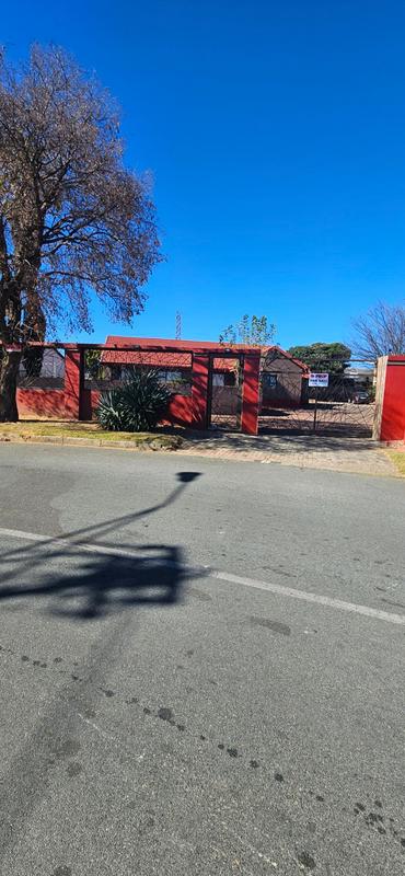 6 Bedroom Property for Sale in Evans Park Gauteng