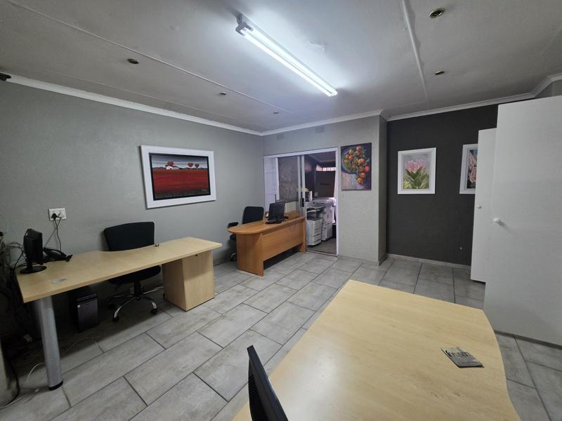 10 Bedroom Property for Sale in Brackenhurst Gauteng