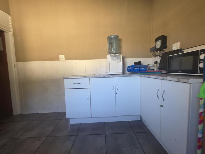 10 Bedroom Property for Sale in Brackenhurst Gauteng