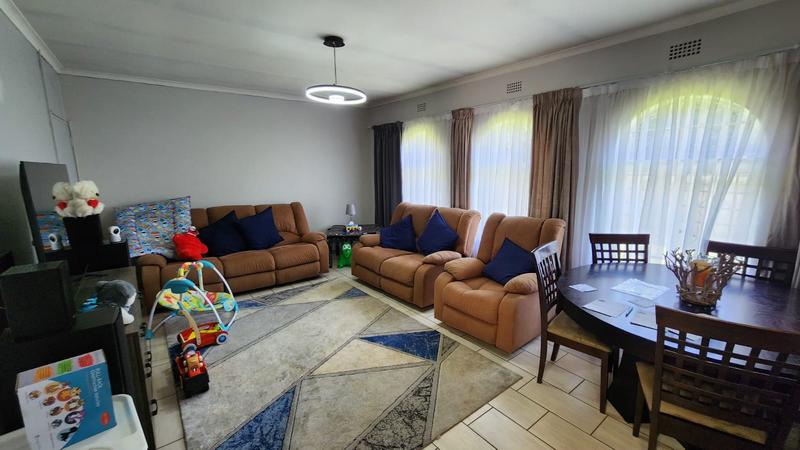 4 Bedroom Property for Sale in Brackenhurst Gauteng