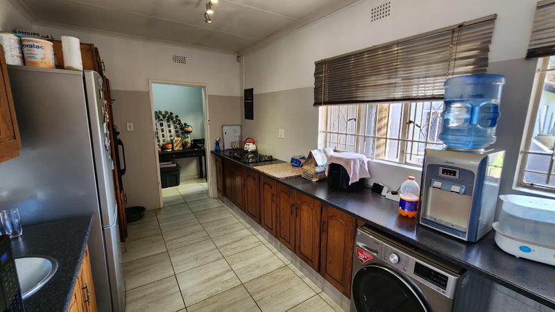 4 Bedroom Property for Sale in Brackenhurst Gauteng