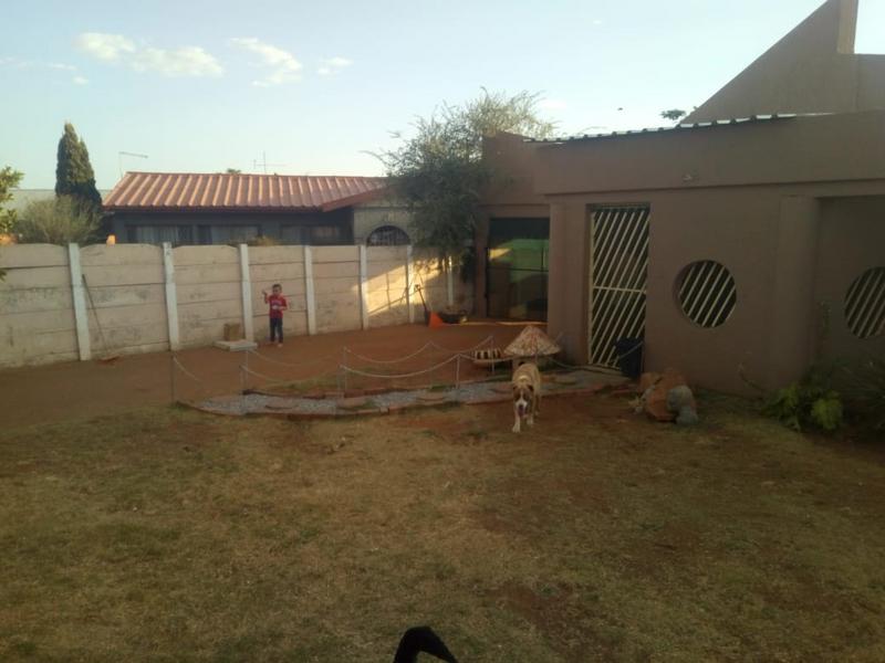 To Let 3 Bedroom Property for Rent in Minnebron Gauteng