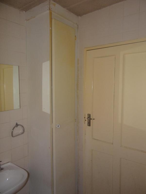 To Let 2 Bedroom Property for Rent in Helderkruin Gauteng