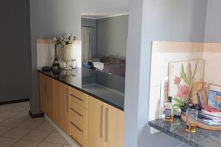 2 Bedroom Property for Sale in Monavoni Gauteng