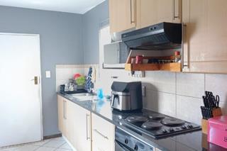 2 Bedroom Property for Sale in Monavoni Gauteng