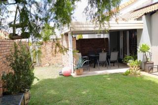 2 Bedroom Property for Sale in Monavoni Gauteng