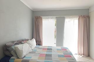 2 Bedroom Property for Sale in Monavoni Gauteng