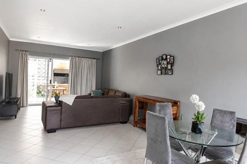 2 Bedroom Property for Sale in Monavoni Gauteng