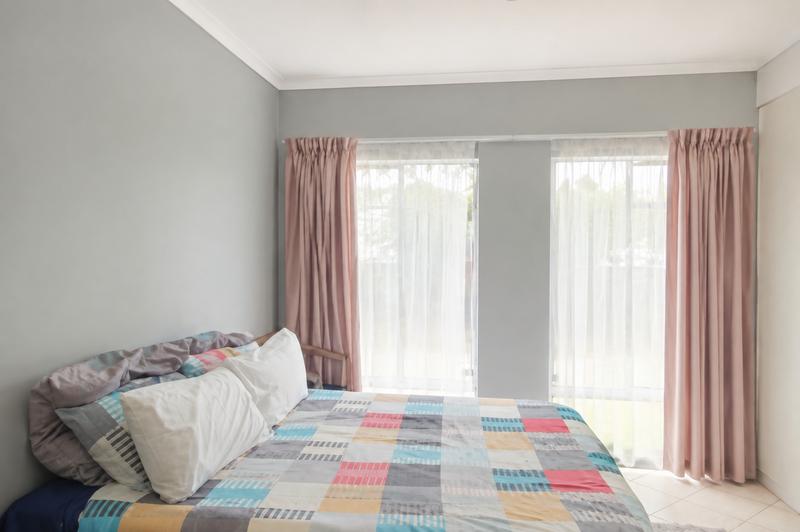 2 Bedroom Property for Sale in Monavoni Gauteng