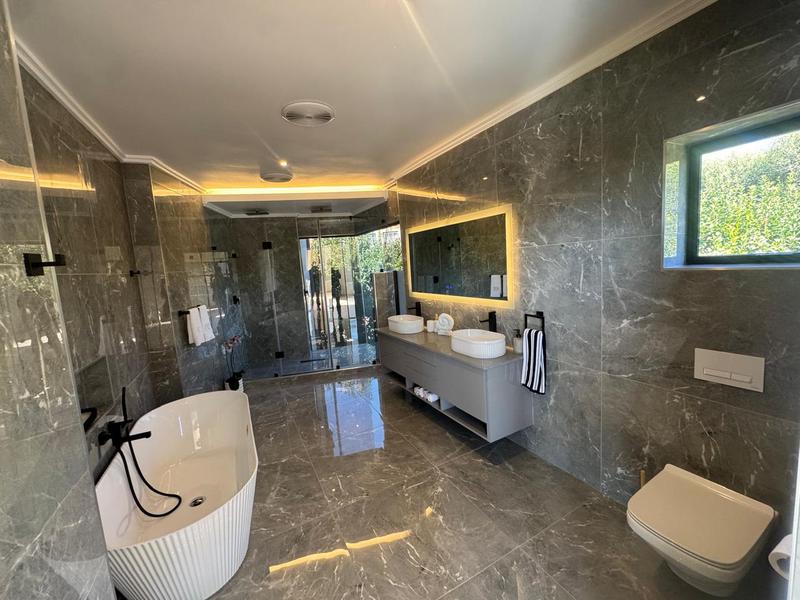 6 Bedroom Property for Sale in Midstream Estate Gauteng