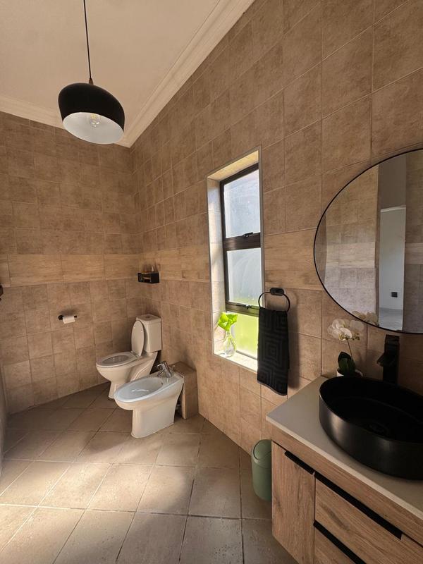 6 Bedroom Property for Sale in Midstream Estate Gauteng