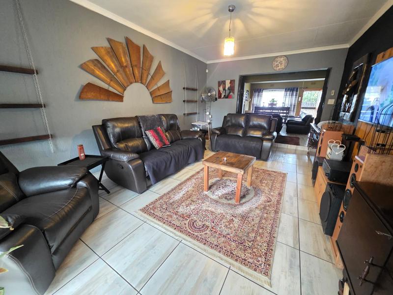 4 Bedroom Property for Sale in Meyerton Central Gauteng