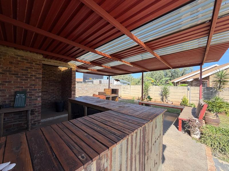 3 Bedroom Property for Sale in Riversdale Gauteng